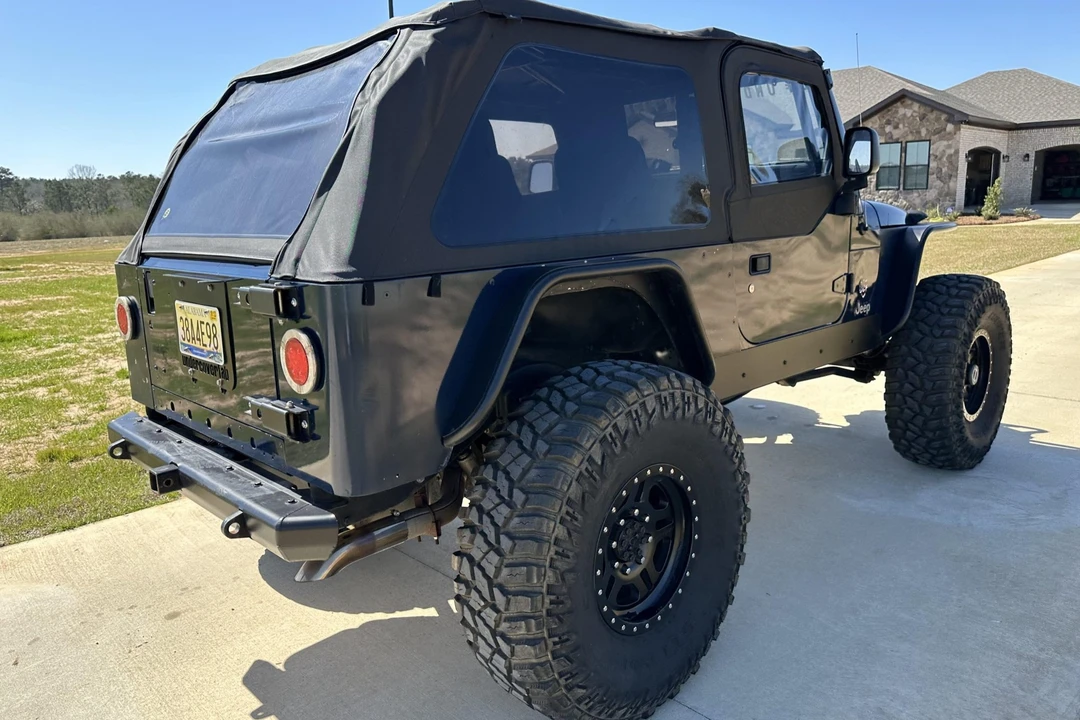 2005 Jeep TJ Wrangler - Image 17 of 31