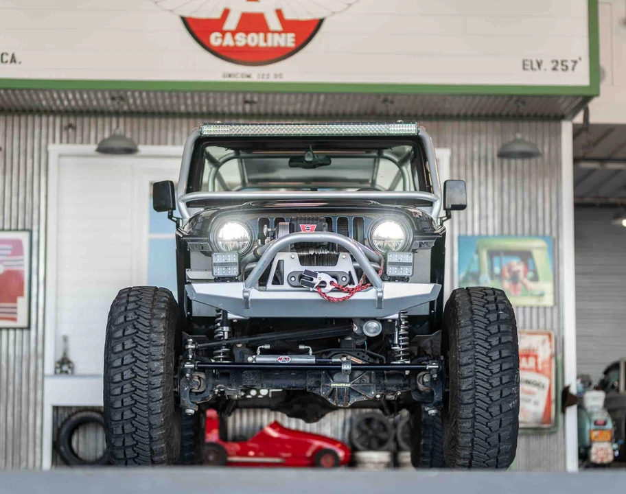 2005 Jeep TJ Wrangler - Image 11 of 31
