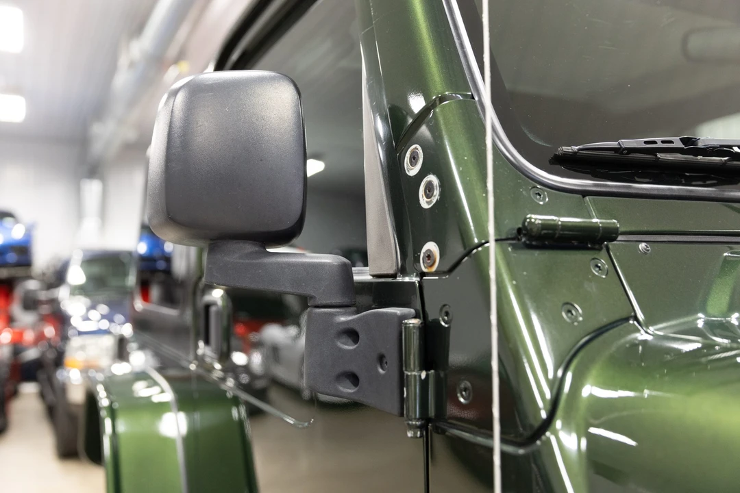 2005 Jeep TJ Wrangler - Image 28 of 31