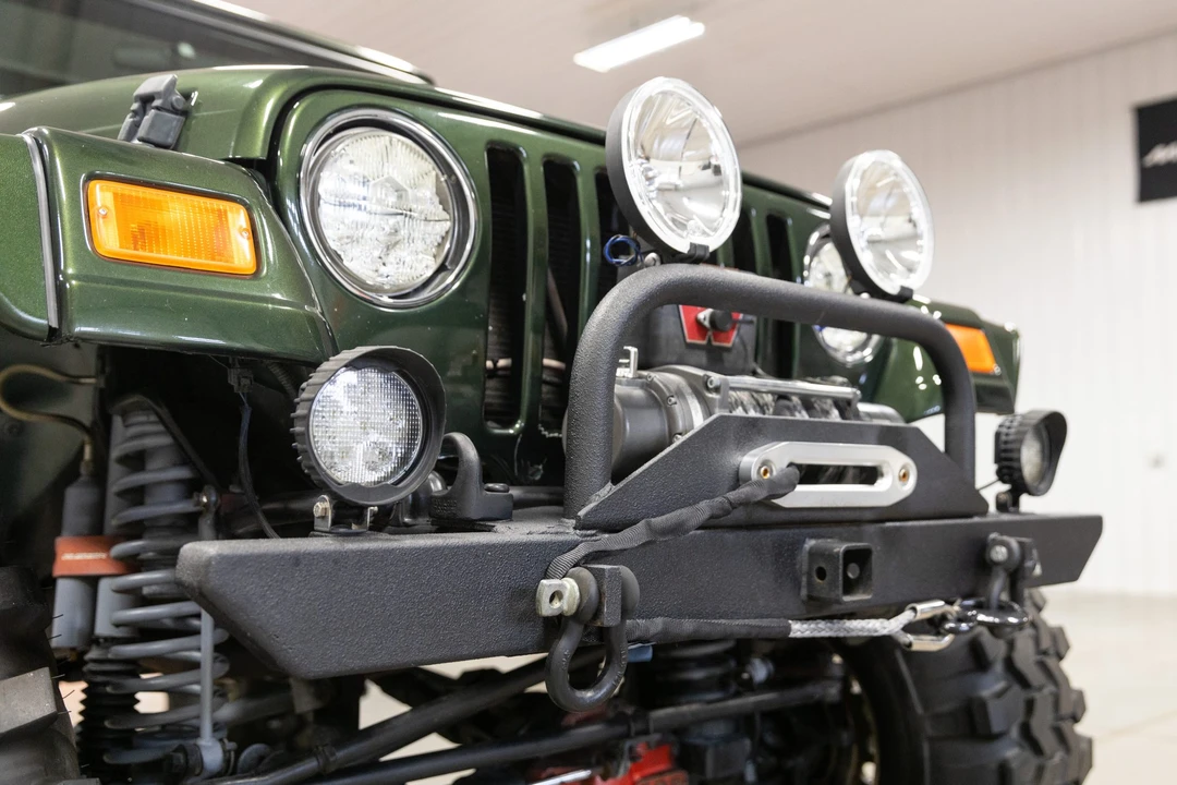 2005 Jeep TJ Wrangler - Image 29 of 31