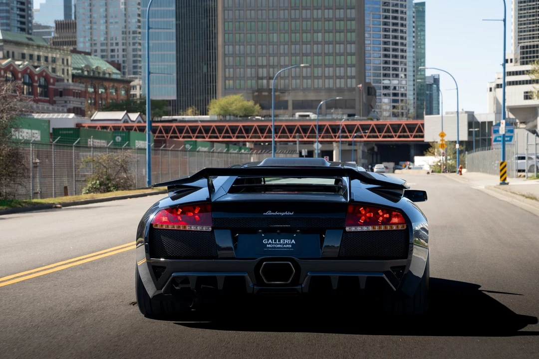 2005 Lamborghini Murcielago - Image 19 of 31