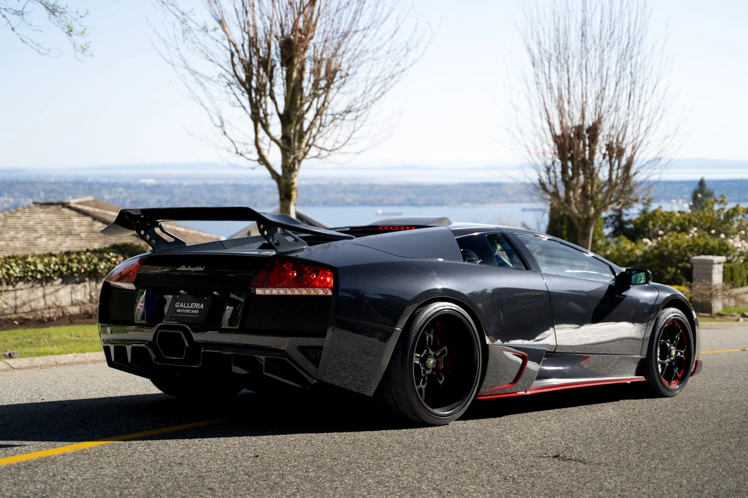 2005 Lamborghini Murcielago - Image 13 of 31