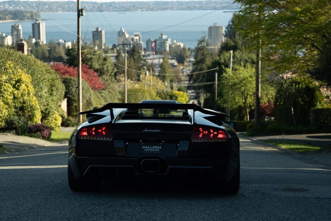 2005 Lamborghini Murcielago - Image 16 of 31