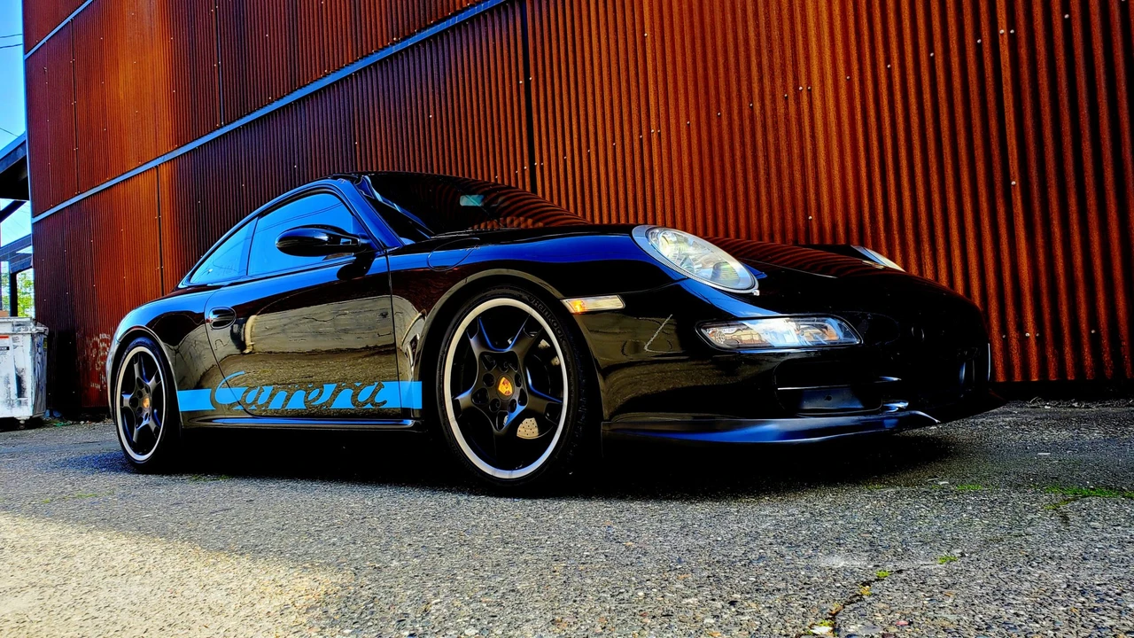2005 Porsche 997 Carrera - Image 2 of 31