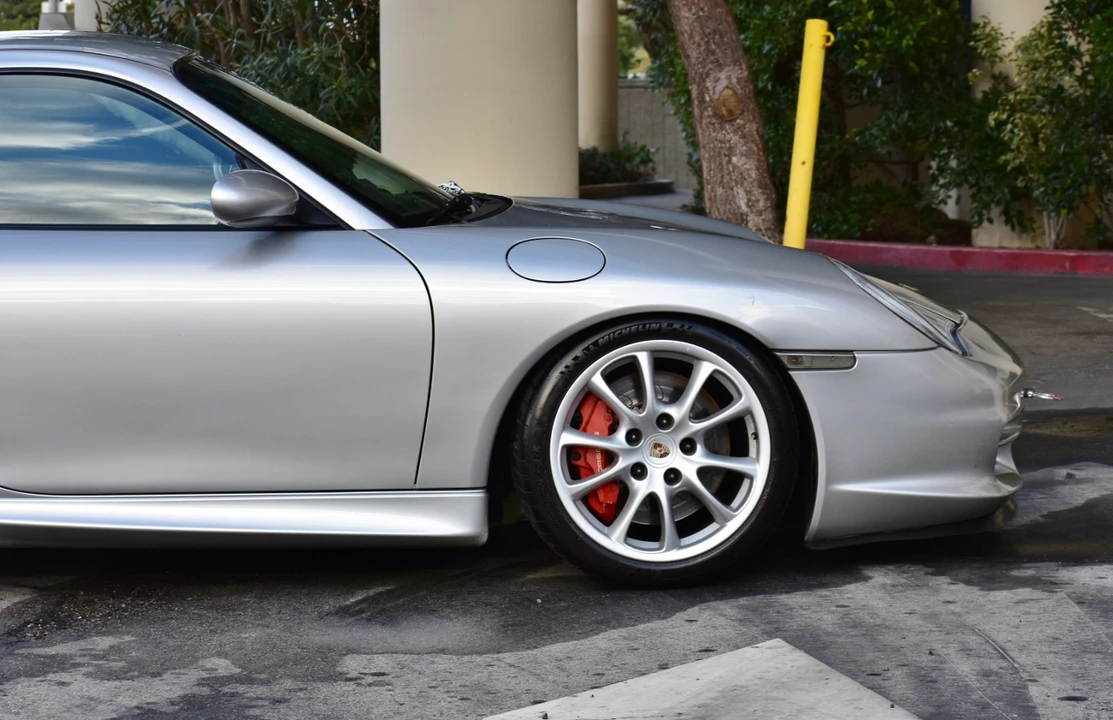 2005 Porsche 996 GT3 - Image 27 of 31