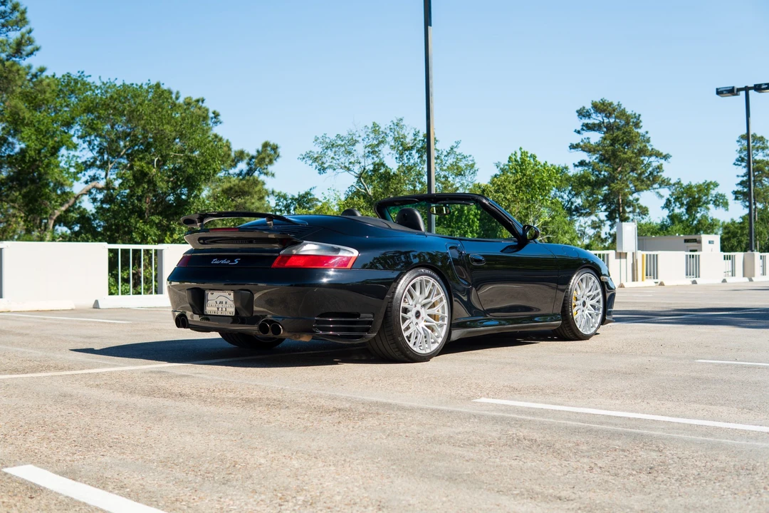 2005 Porsche 996 Turbo - Image 12 of 31