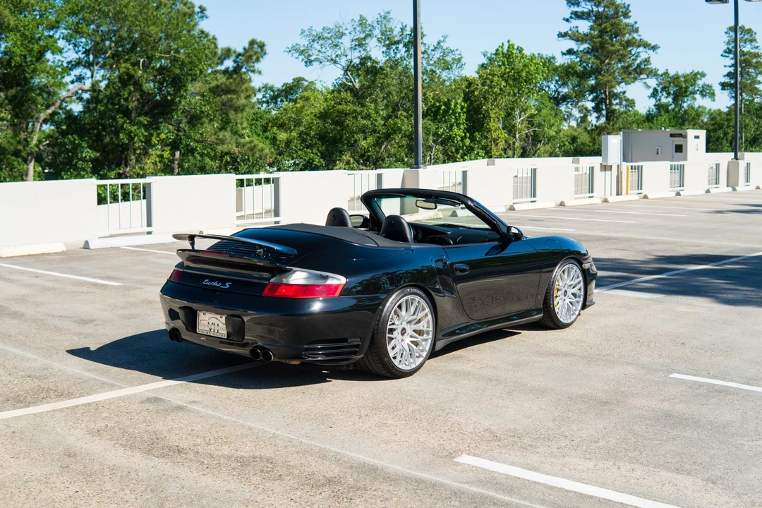 2005 Porsche 996 Turbo - Image 13 of 31