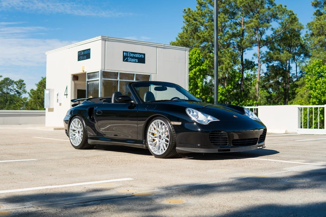 2005 Porsche 996 Turbo - Image 15 of 31