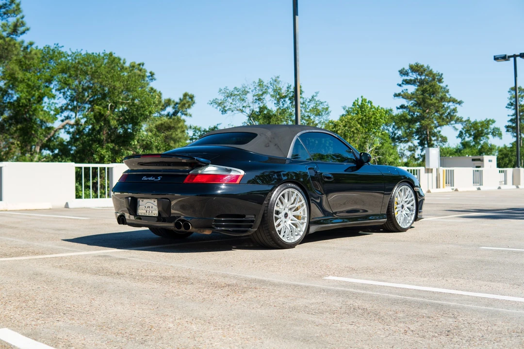 2005 Porsche 996 Turbo - Image 26 of 31