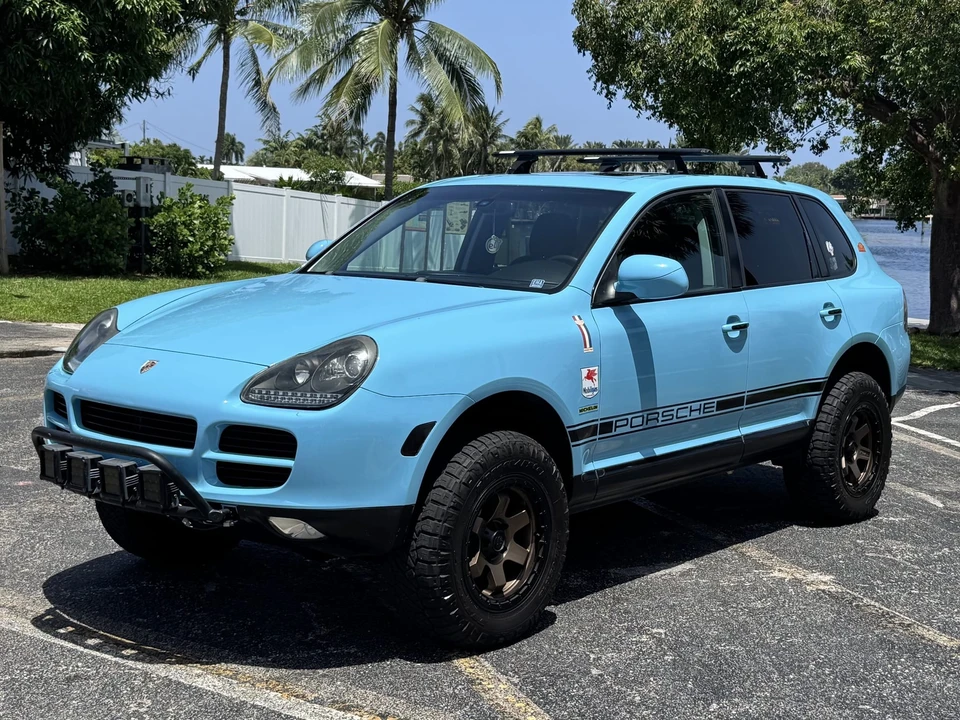 2005 Porsche 955/957 Cayenne S - Image 2 of 31