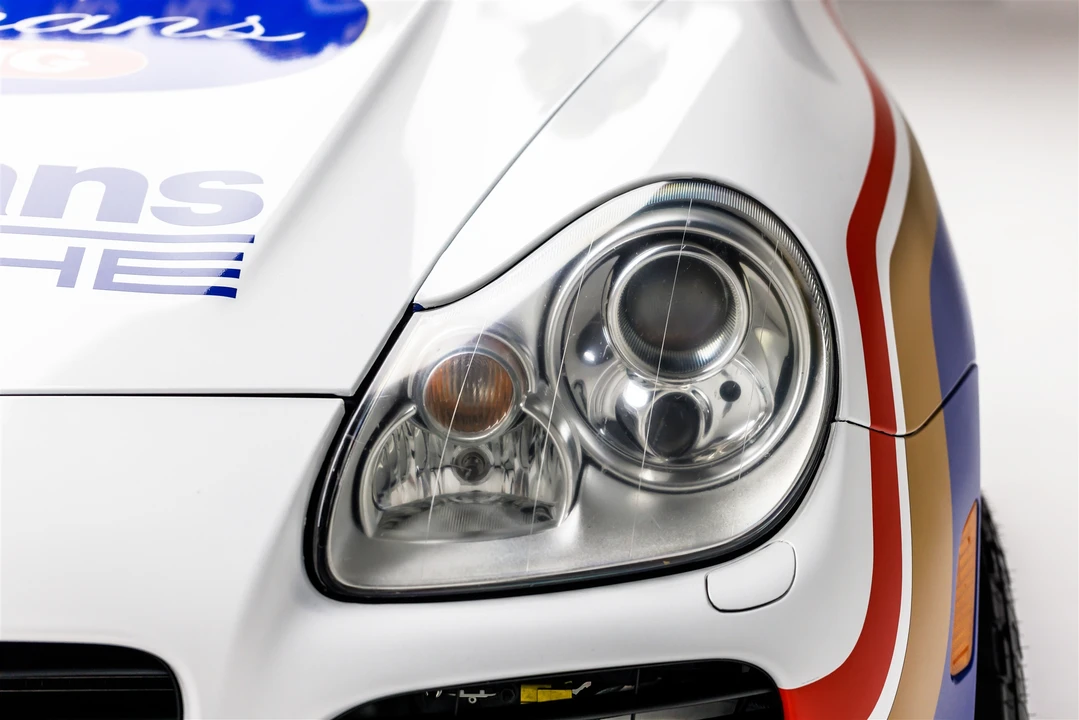 2005 Porsche 955/957 Cayenne Turbo - Image 30 of 31