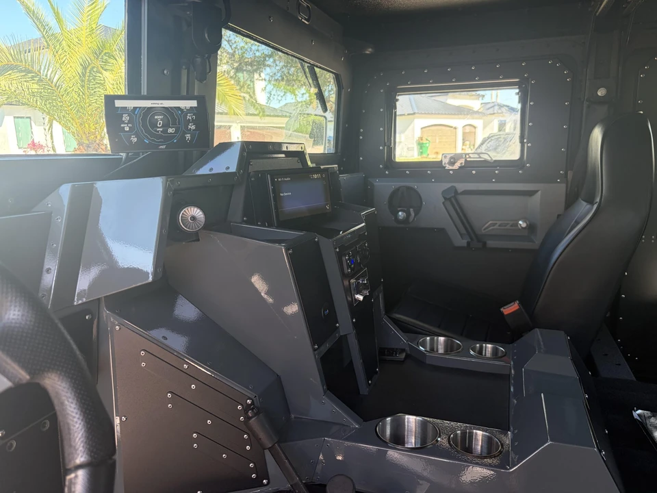 2006 Hummer HMMWV - Image 21 of 31