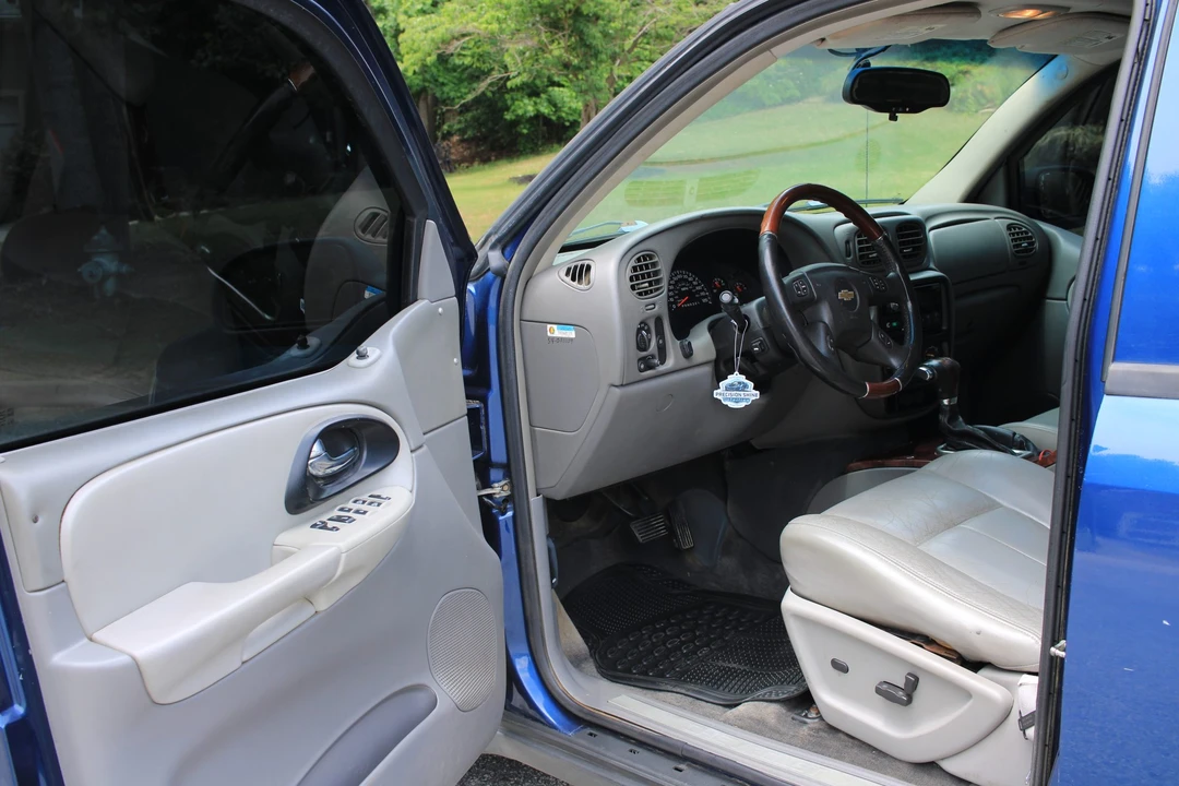 2006 Chevrolet Trailblazer - Image 17 of 31