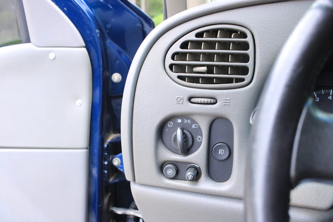 2006 Chevrolet Trailblazer - Image 23 of 31