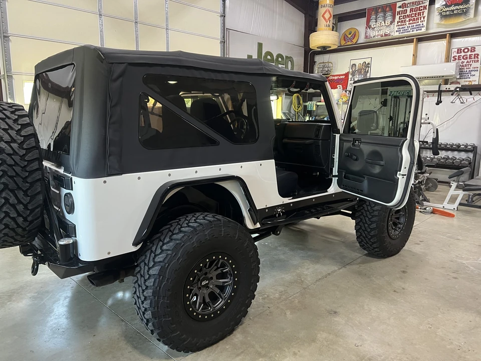 2006 Jeep TJ Wrangler - Image 21 of 31