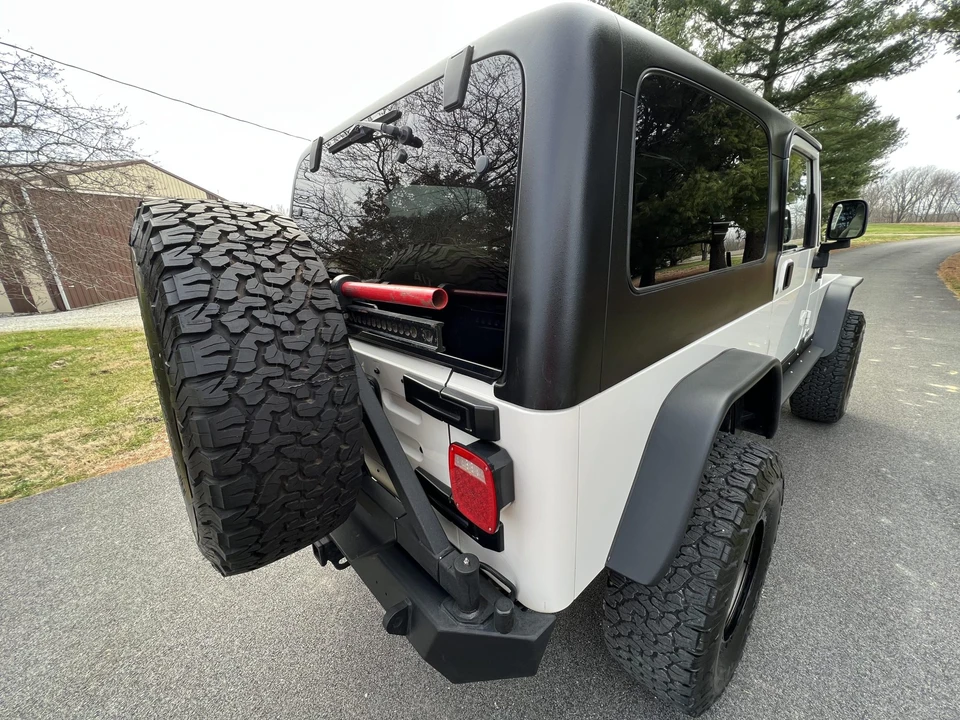 2006 Jeep TJ Wrangler - Image 9 of 31