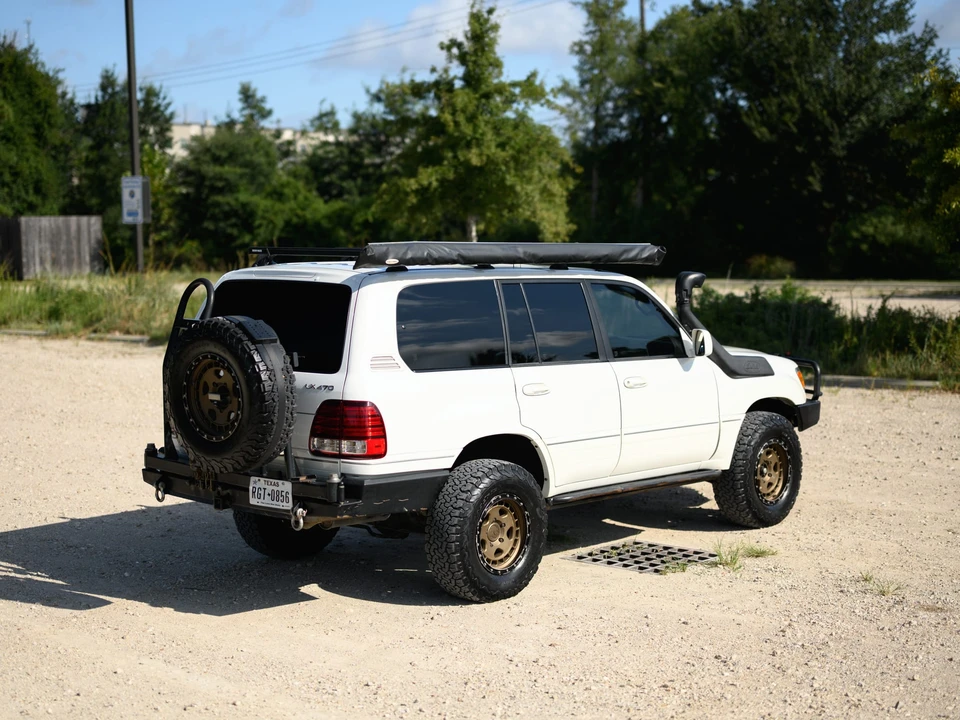 2006 Lexus LX 2nd Gen - Image 15 of 31
