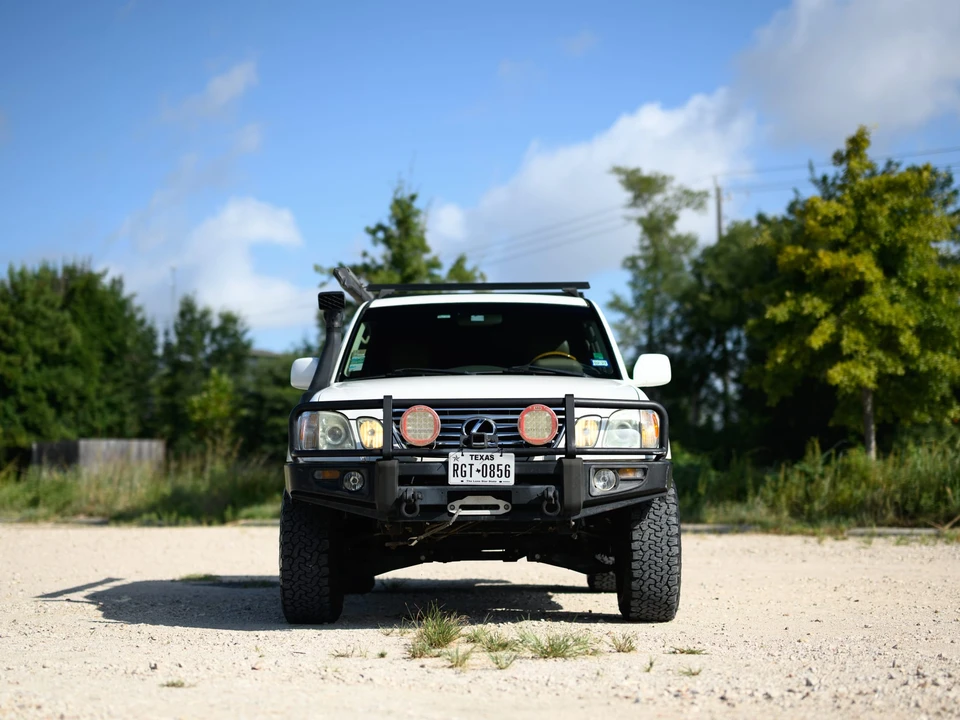 2006 Lexus LX 2nd Gen - Image 21 of 31
