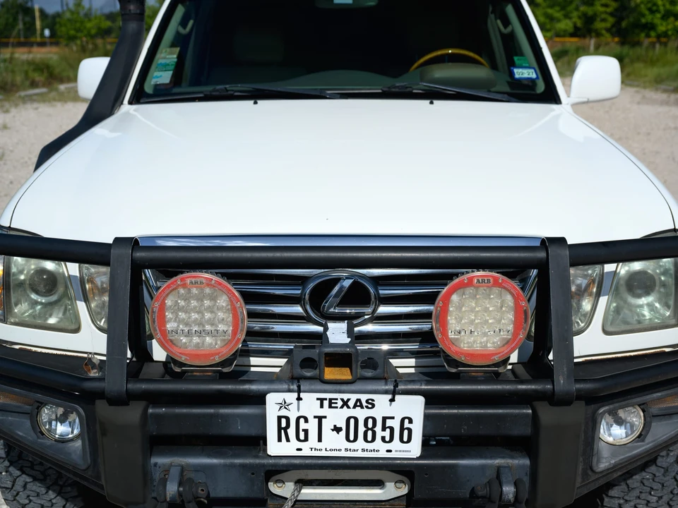 2006 Lexus LX 2nd Gen - Image 26 of 31