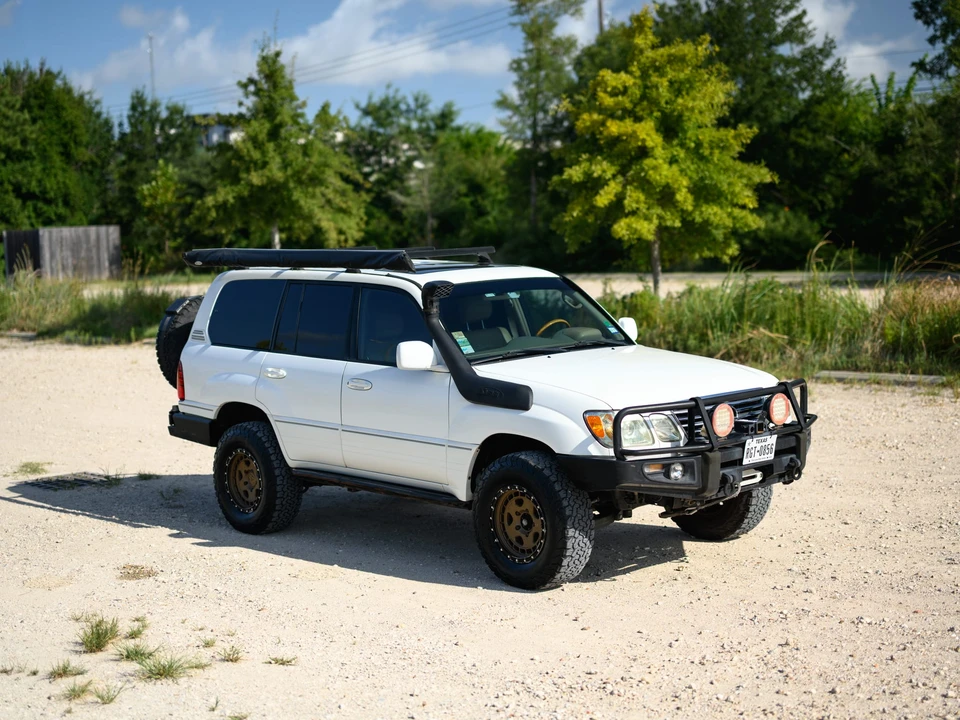 2006 Lexus LX 2nd Gen - Image 19 of 31