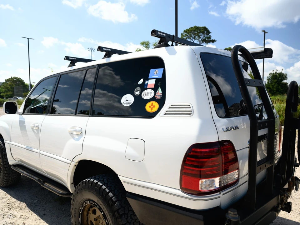 2006 Lexus LX 2nd Gen - Image 31 of 31