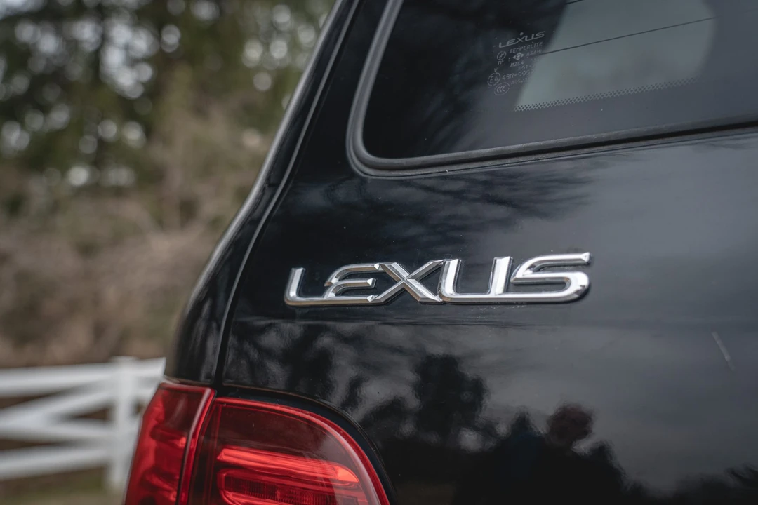 2006 Lexus LX 2nd Gen - Image 22 of 31