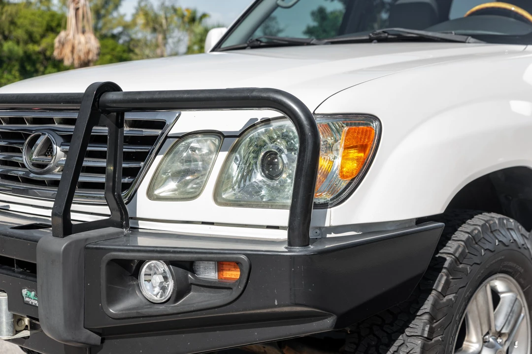 2006 Lexus LX 2nd Gen - Image 12 of 31