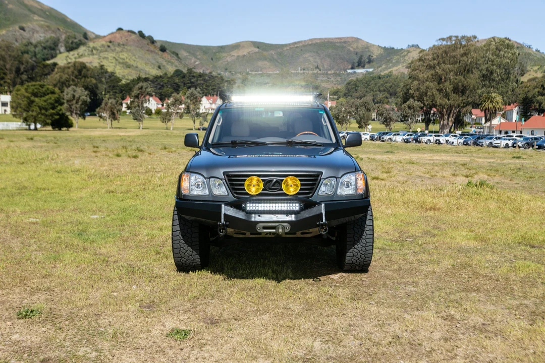 2006 Lexus LX 2nd Gen - Image 17 of 31