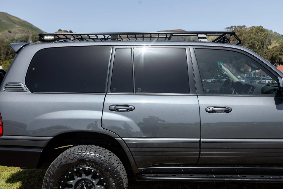 2006 Lexus LX 2nd Gen - Image 30 of 31