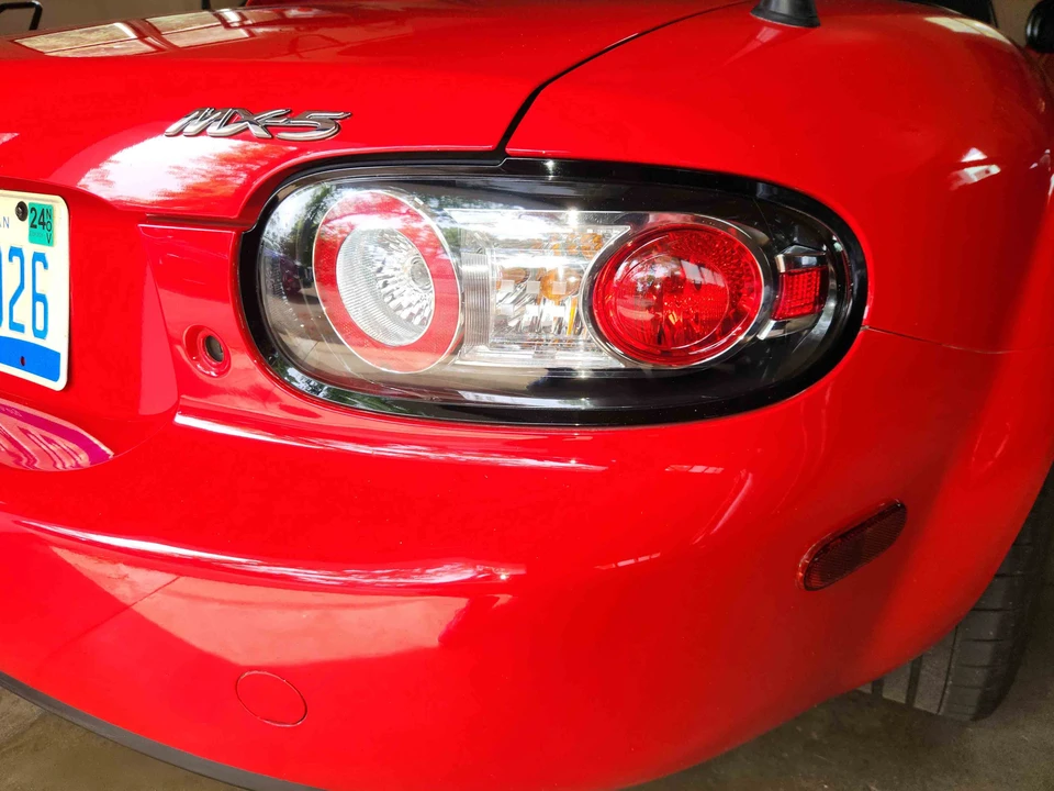2006 Mazda NC MX-5 Miata - Image 12 of 31