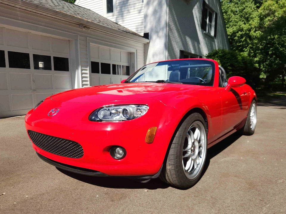 2006 Mazda NC MX-5 Miata - Image 4 of 31