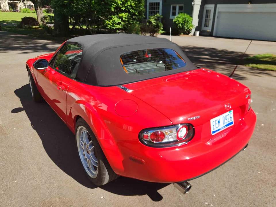 2006 Mazda NC MX-5 Miata - Image 10 of 31