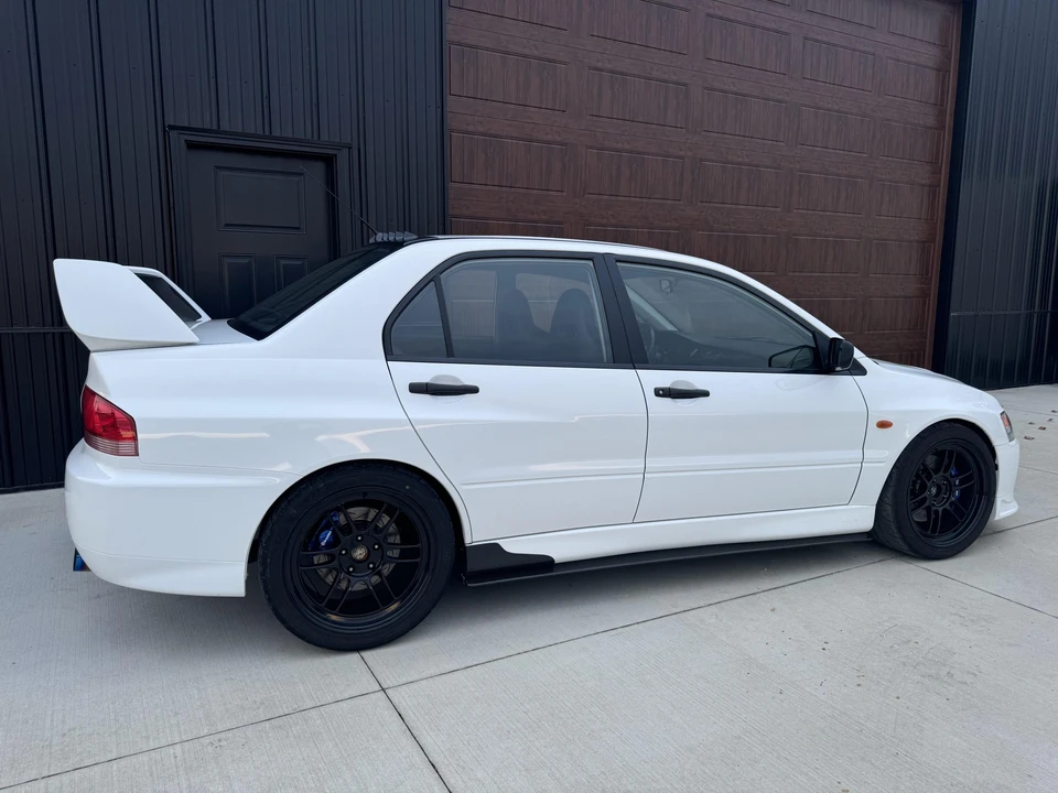 2006 Mitsubishi Lancer Evolution IX 8th Gen - Image 13 of 31