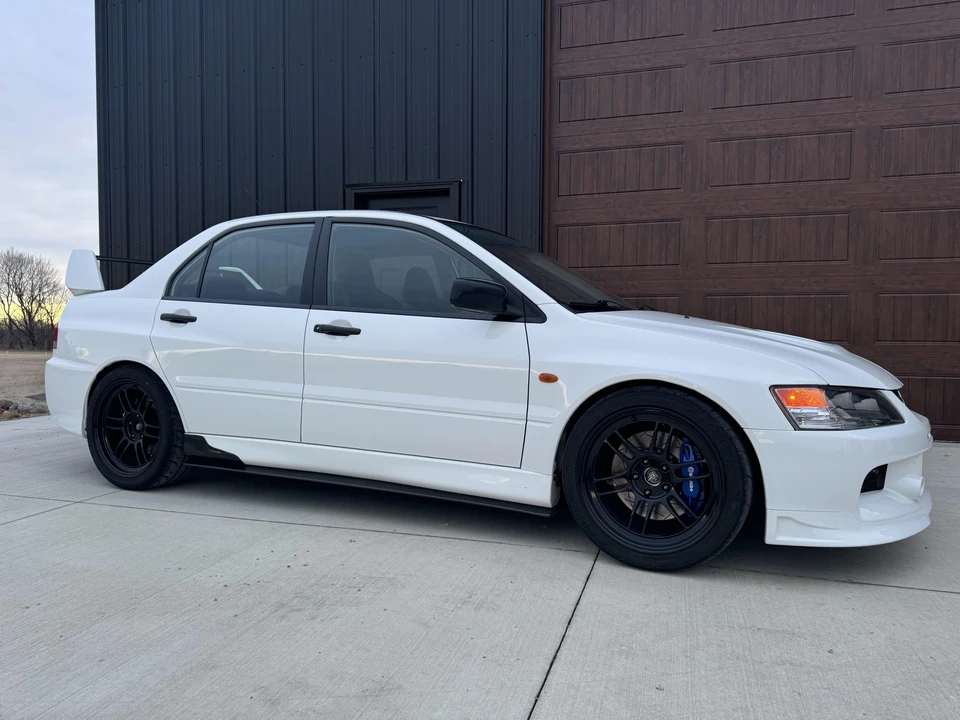 2006 Mitsubishi Lancer Evolution IX 8th Gen - Image 9 of 31