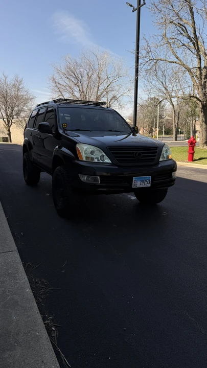 2007 Lexus GX 1st Gen - Image 17 of 31