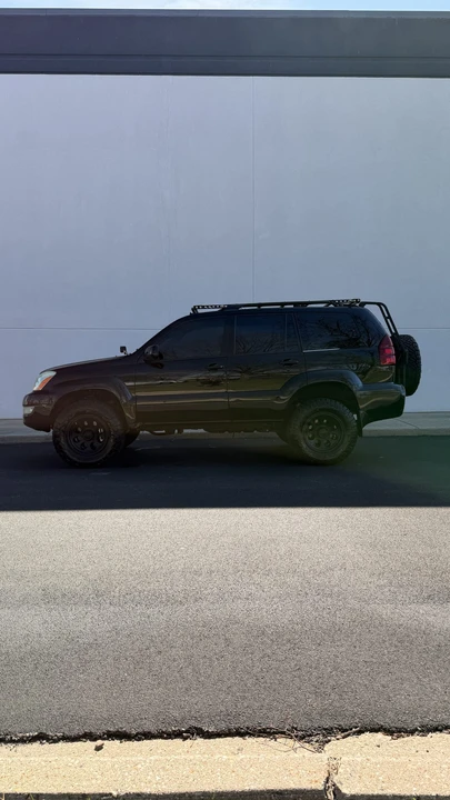 2007 Lexus GX 1st Gen - Image 6 of 31
