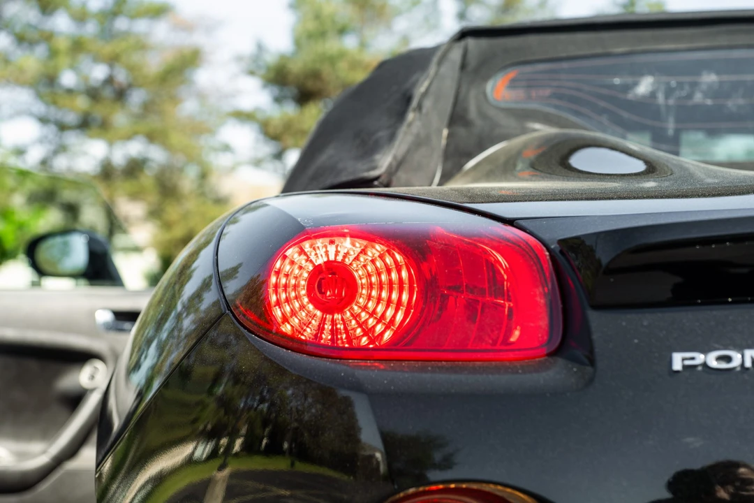 2007 Pontiac Solstice GXP - Image 26 of 31