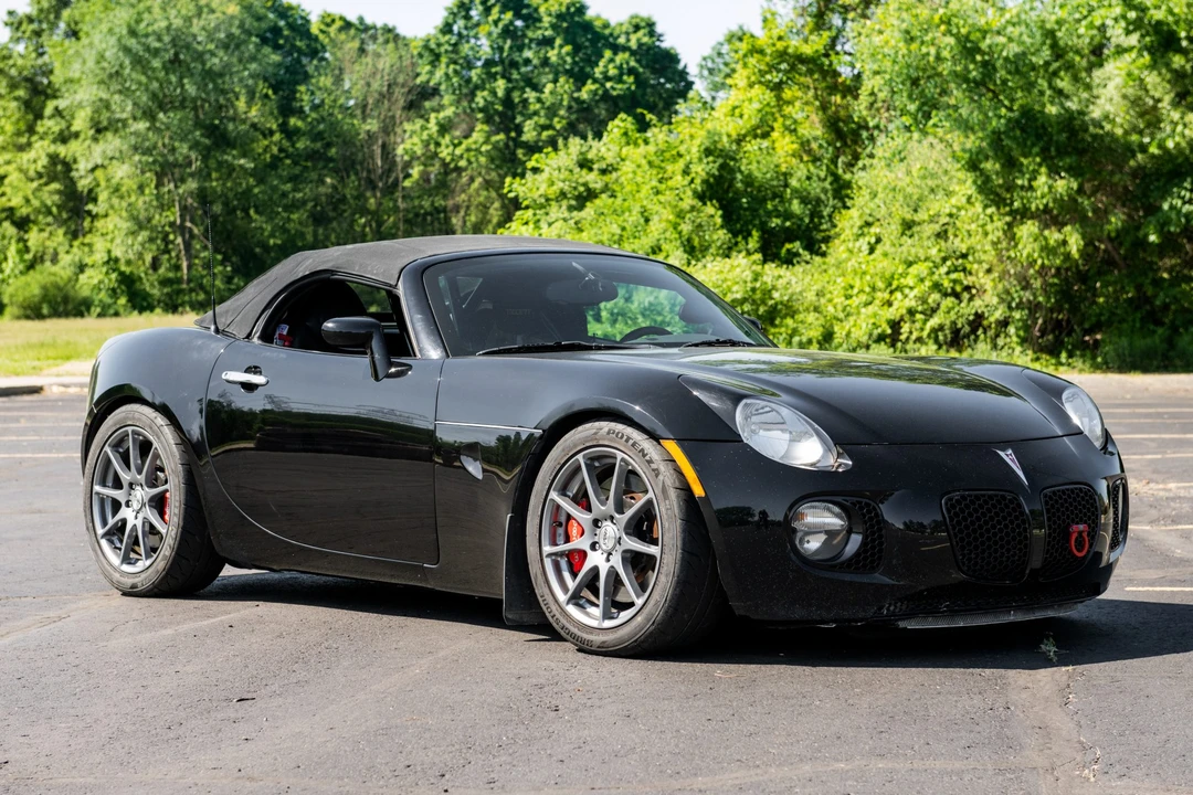 2007 Pontiac Solstice GXP - Image 12 of 31