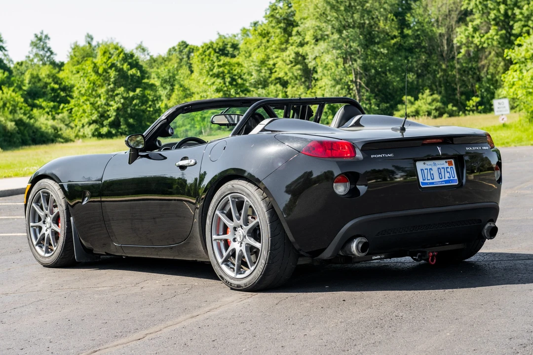 2007 Pontiac Solstice GXP - Image 8 of 31