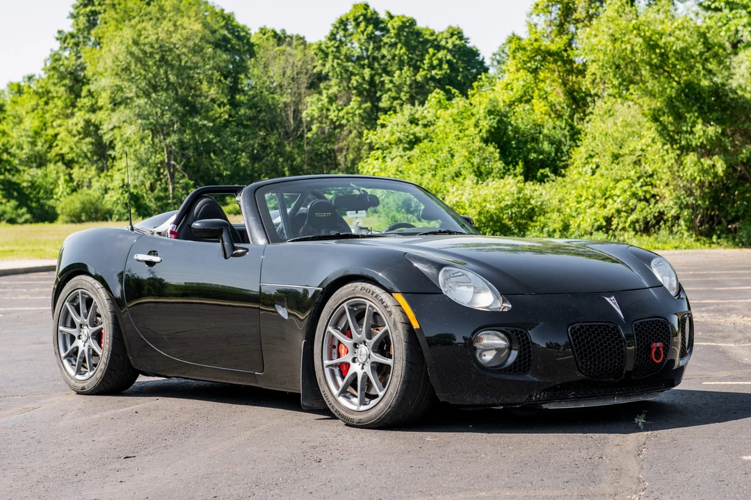 2007 Pontiac Solstice GXP - Image 4 of 31