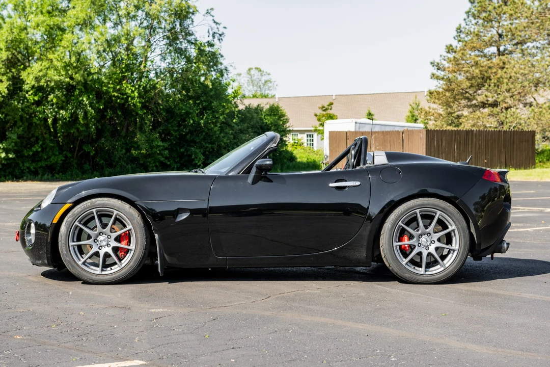 2007 Pontiac Solstice GXP - Image 9 of 31