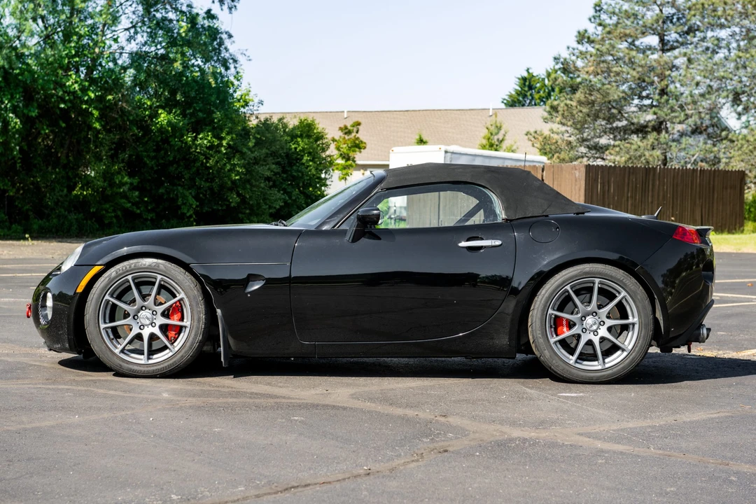 2007 Pontiac Solstice GXP - Image 17 of 31