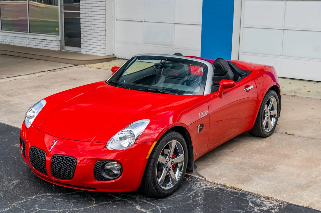 2007 Pontiac Solstice GXP - Image 11 of 31