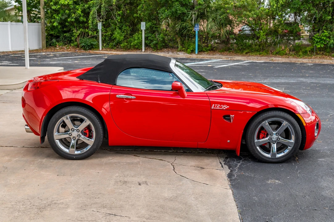 2007 Pontiac Solstice GXP - Image 24 of 31