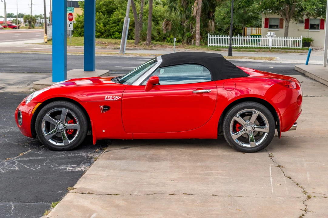 2007 Pontiac Solstice GXP - Image 15 of 31
