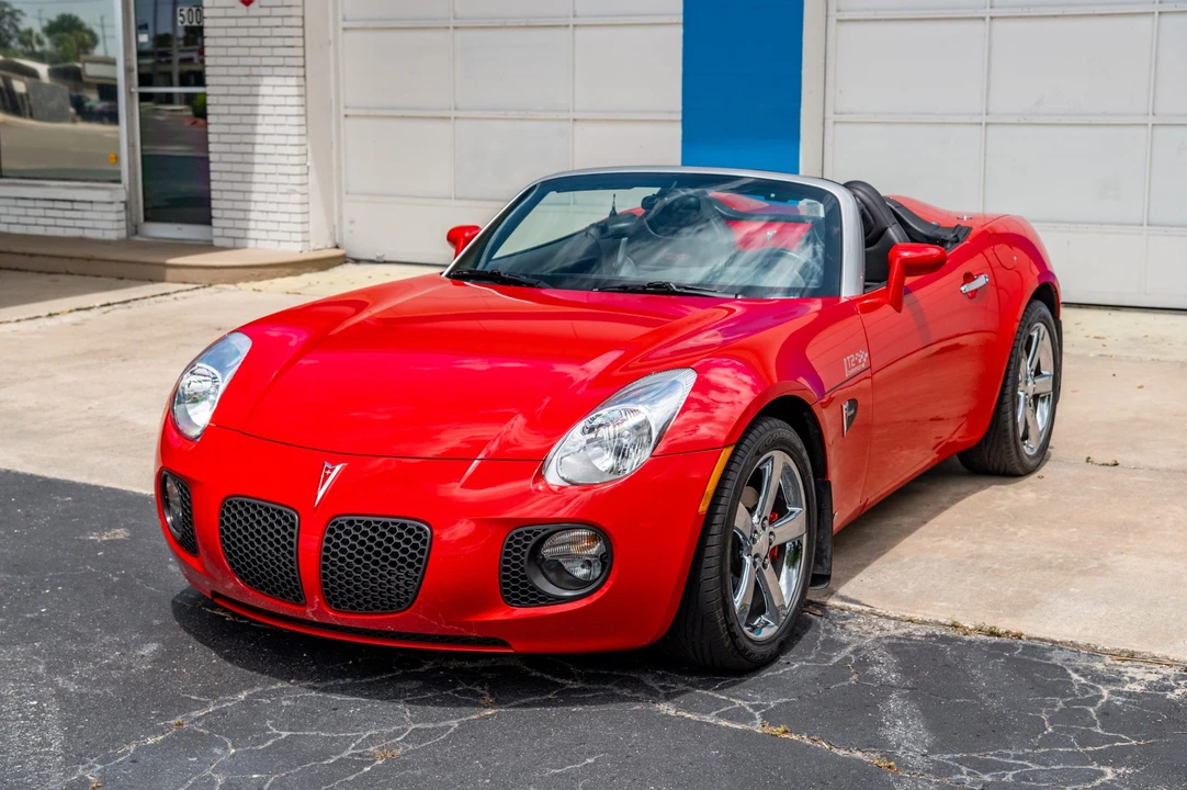 2007 Pontiac Solstice GXP - Image 12 of 31