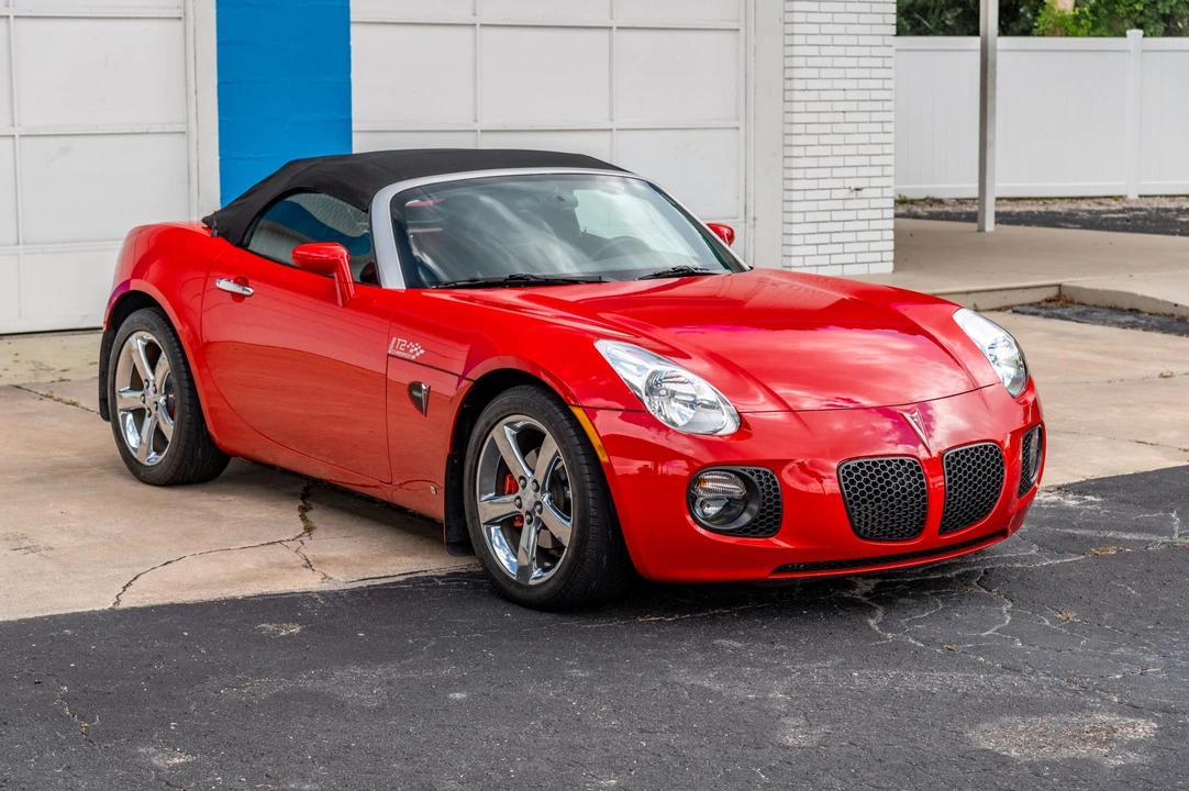 2007 Pontiac Solstice GXP - Image 3 of 31