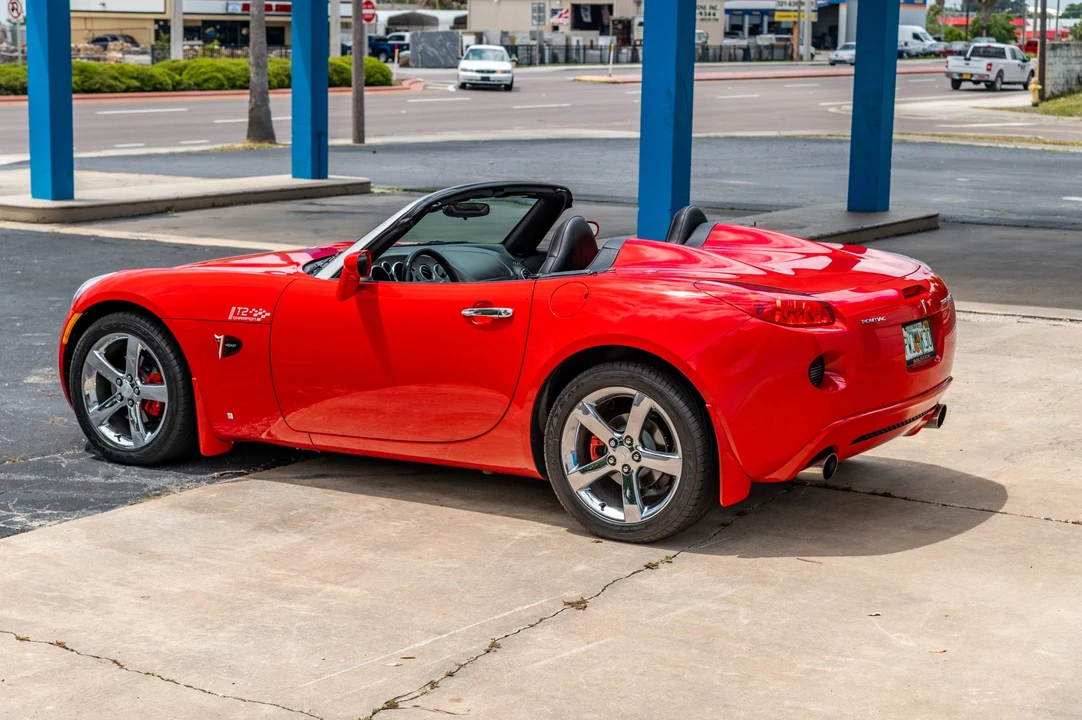 2007 Pontiac Solstice GXP - Image 17 of 31