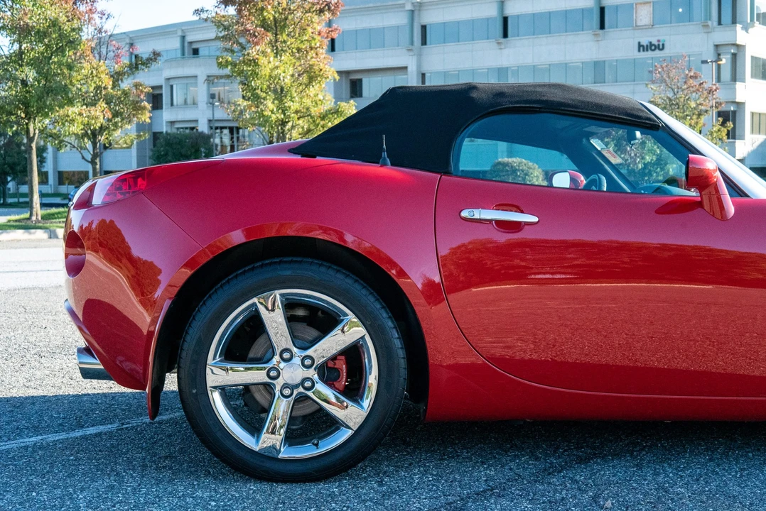 2007 Pontiac Solstice GXP - Image 28 of 31