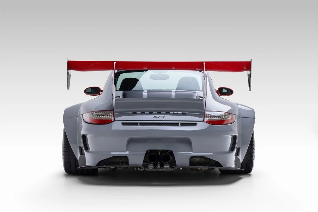 2007 Porsche - Image 14 of 31